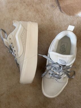 Vans Knu Stack chunky platform sneakers with silver laces suede 7.5